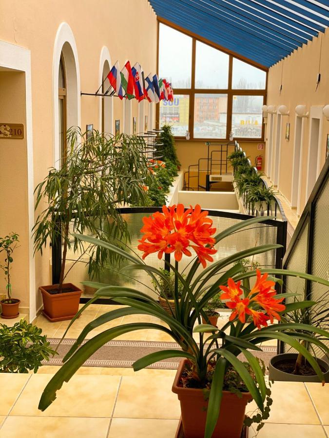 Hotel Steve Liptovský Mikuláš Esterno foto