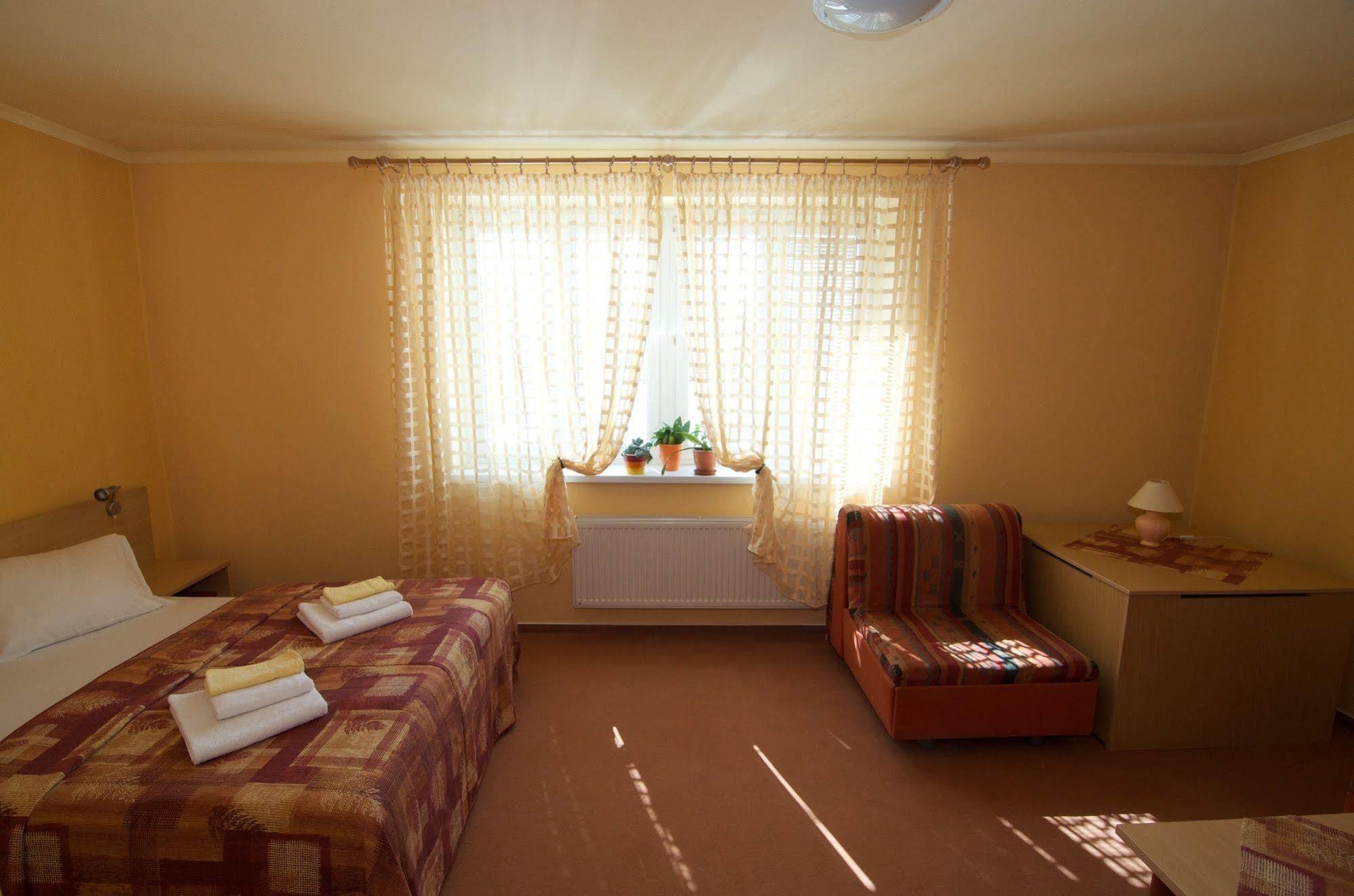Hotel Steve Liptovský Mikuláš Esterno foto