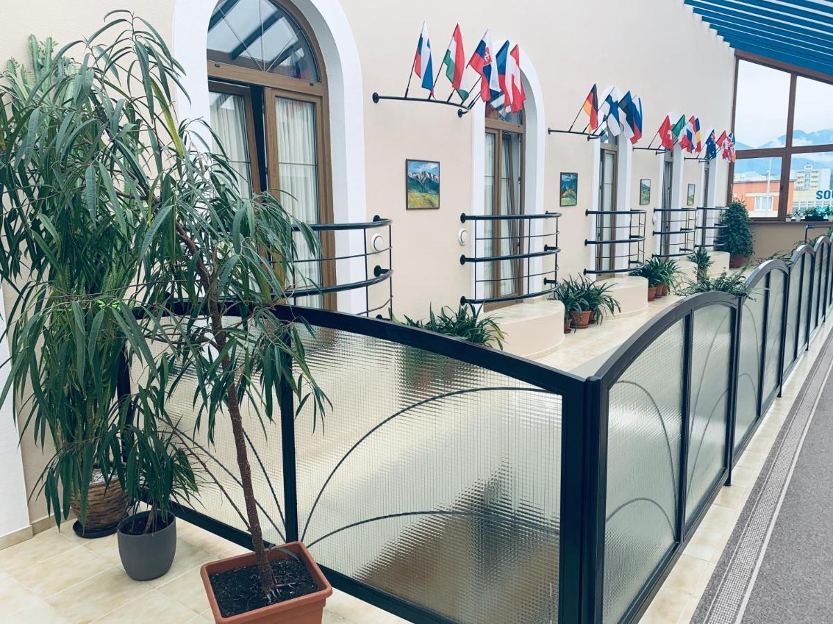 Hotel Steve Liptovský Mikuláš Esterno foto